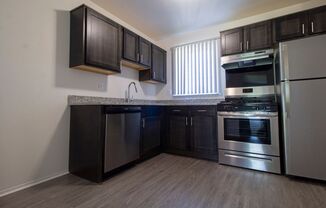 2 beds, 1 bath, 838 sqft, $1,599, Unit 57-1142