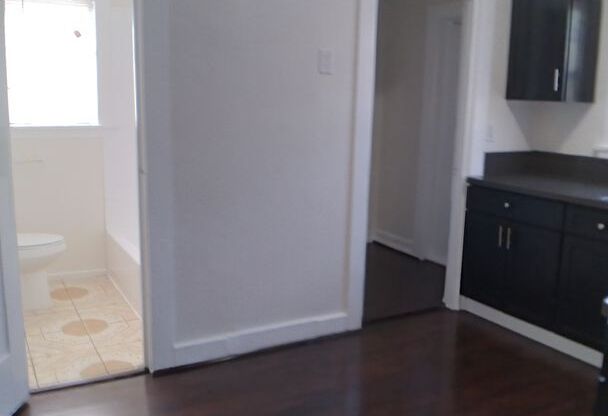 1116 W 58th Place.