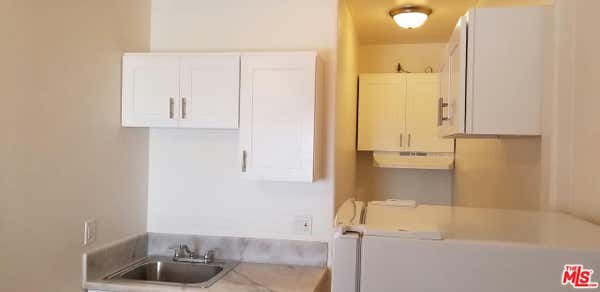 Studio, 1 bath, 300 sqft, $1,350, Unit 1818 3/4