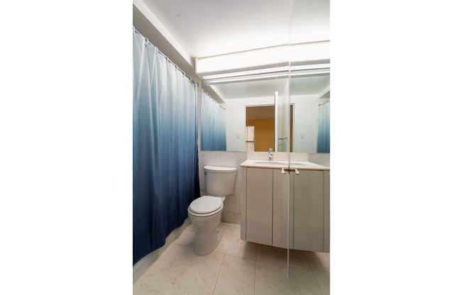 3 beds, 3.5 baths, 2,900 sqft, $20,000, Unit 8A