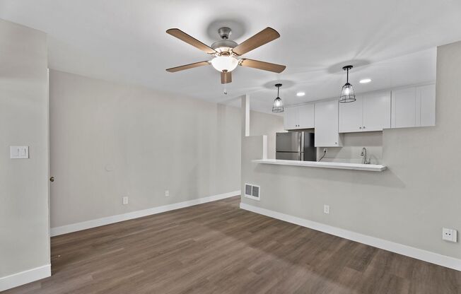 1 bed, 1 bath, 550 sqft, $2,195, Unit 40-106