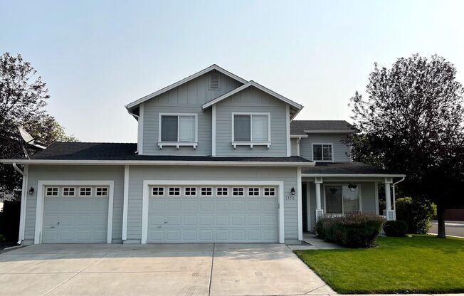 Charming Chichester Estates Home