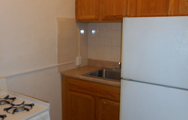 1 bed, 1 bath, 2 sqft, $1,120, Unit #201