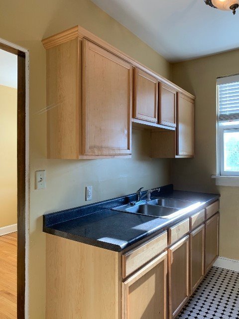 1 bed, 1 bath, 800 sqft, $825, Unit 303