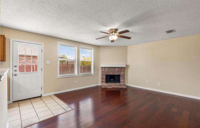 1434 PAINT BRUSH CT