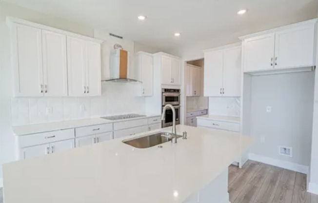 Stunning 5-Bedroom Executive Home with Lake Views in Desirable Dr. Phillips