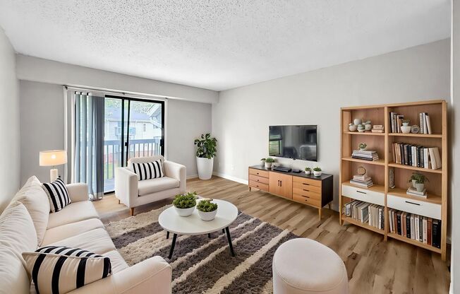 2 beds, 1 bath, 671 sqft, $895, Unit 3600-22