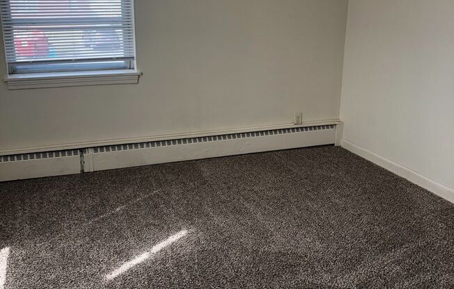 1 bed, 1 bath, 580 sqft, $625, Unit 1300-1414