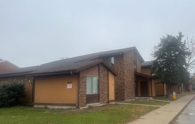 West Allis-3BD Townhouse