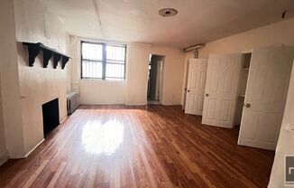 453 W 48 ST