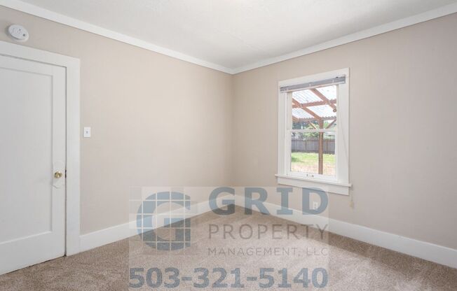 2 Bedroom Home Available in Southeast Woodstock Area!