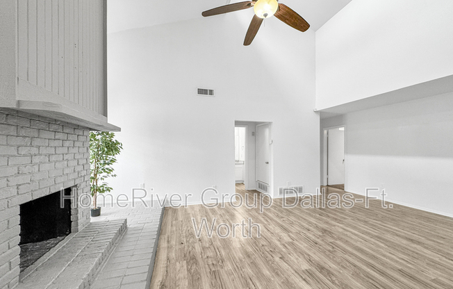 5522 WILLOW CIR