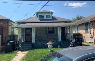 3012-14 Delachaise St.