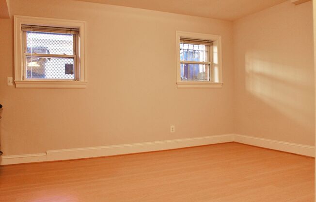 Studio, 1 bath, $1,800, Unit 003