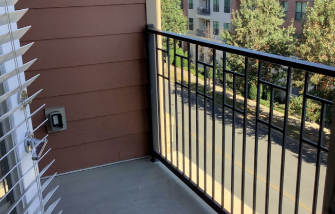 2 beds, 2 baths, 1,329 sqft, $5,340, Unit 527