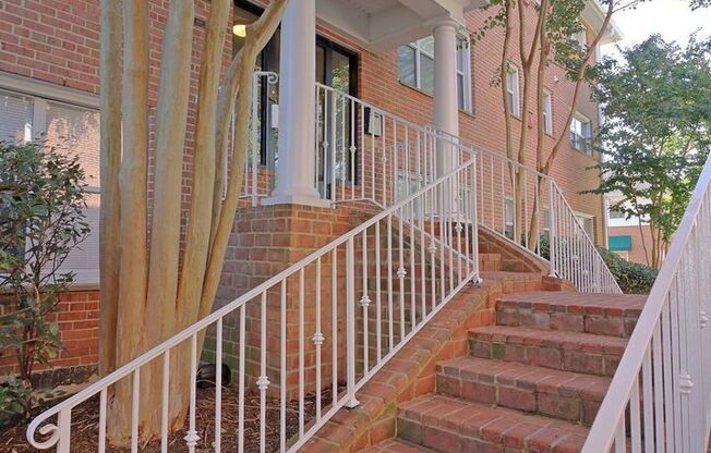 3 beds, 2 baths, 1,150 sqft, $3,800, Unit TA01