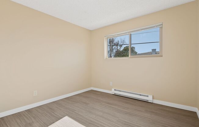 2 beds, 1 bath, 765 sqft, $2,395, Unit 301