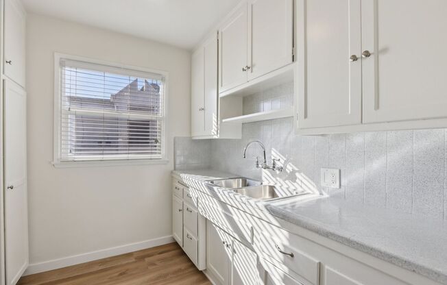 1 bed, 1 bath, 687 sqft, $2,095, Unit #16