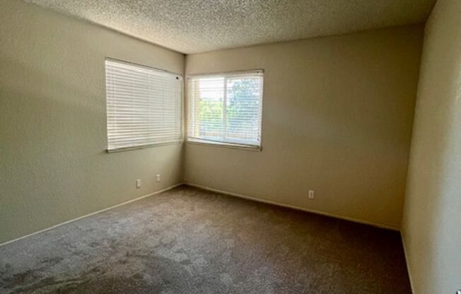 1 bed, 1 bath, 667 sqft, $1,600, Unit 20