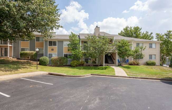 Off Street Parking at Chinoe Creek Apartments, PRG Real Estate, Kentucky, 40502