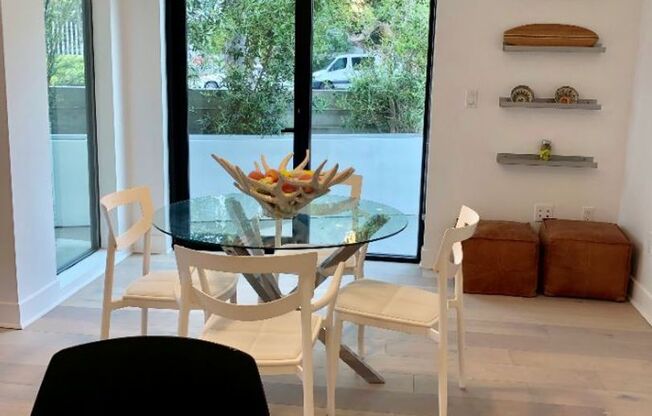 2 beds, 2 baths, 1,076 sqft, $8,995, Unit B112
