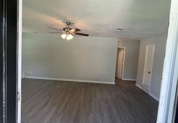 5748 BOWLING DR