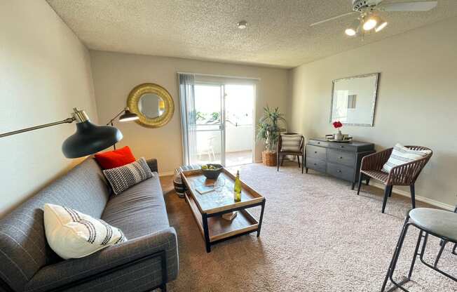 Spacious Studio Apartment in Paradise Gardens at Long Beach California.