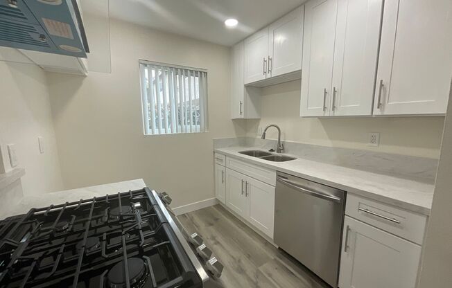 1 bed, 1 bath, 800 sqft, $2,595, Unit 2