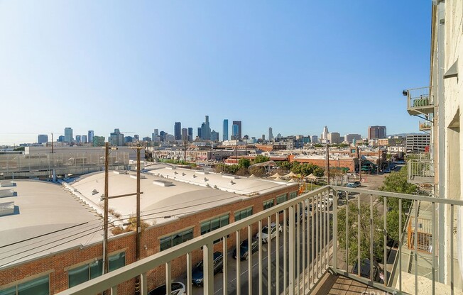 2 beds, 2 baths, 1,720 sqft, $5,100, Unit 433