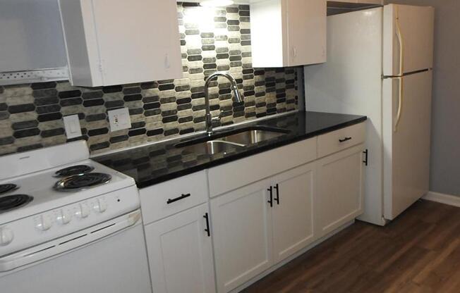 113 E PARK AVE