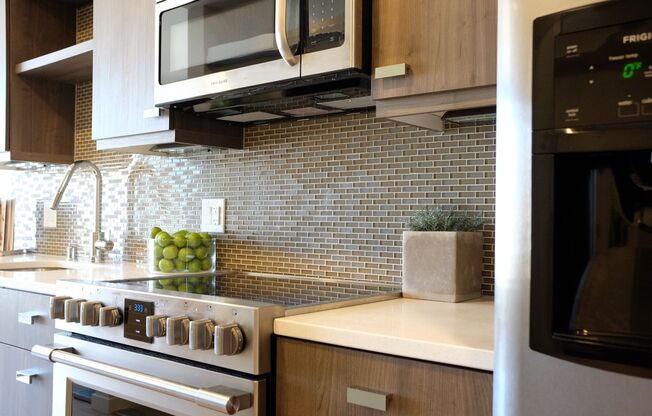 1 bed, 1 bath, 556 sqft, $2,699, Unit 517