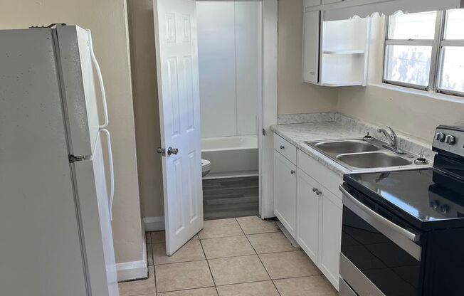 3 beds, 1 bath, $1,495