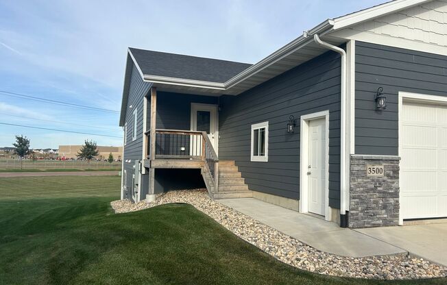 HUGE 4 Bedroom- 2- Bath with Full Basement -SE Sioux Falls