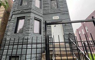 4434 W Monroe St, Chicago, IL, 60624
