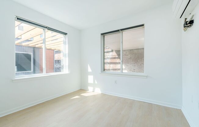 3 beds, 2 baths, 1,171 sqft, $1,950, Unit 1