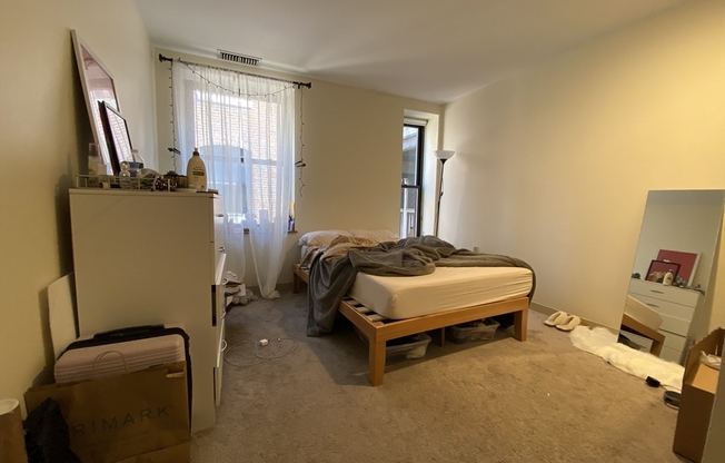 79 Gainsborough St 106