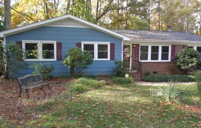 309 WHITE OAK DR
