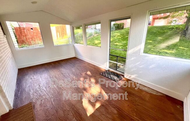 2965 BREVARD AVE