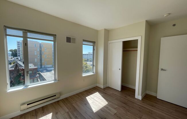 2 beds, 1 bath, 760 sqft, $2,695, Unit 504