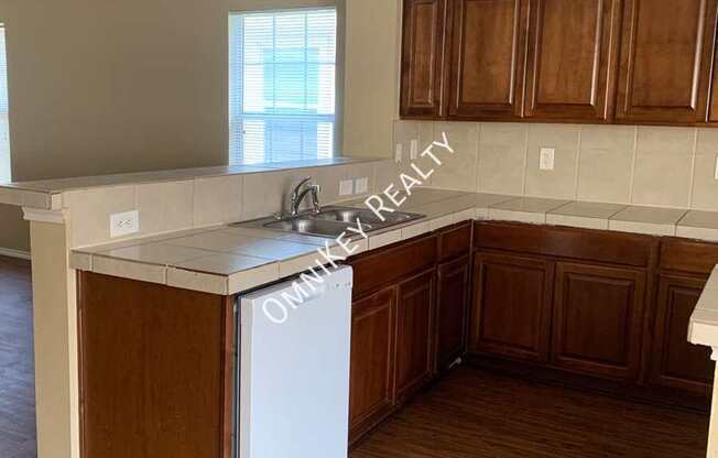 1434 Mission Hills Lane