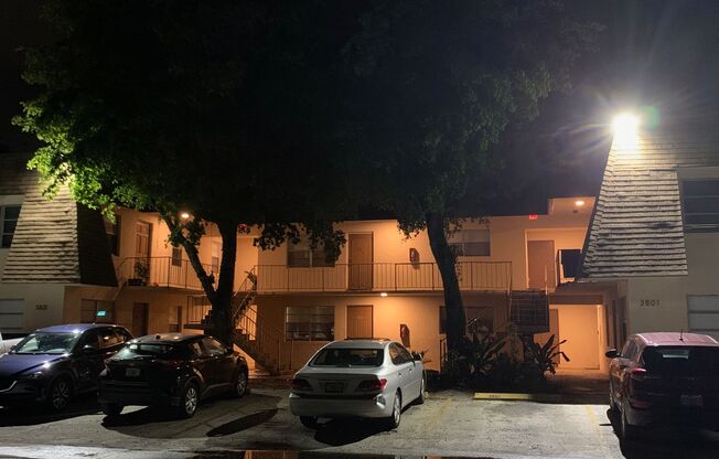 3801 SW 59 Terr Davie, FL 33314