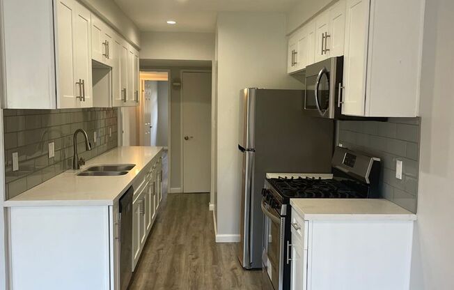 350 N Crescent Drive