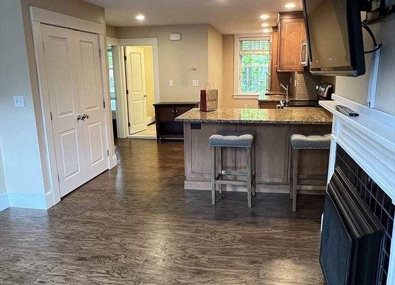 2 S CEDAR PL