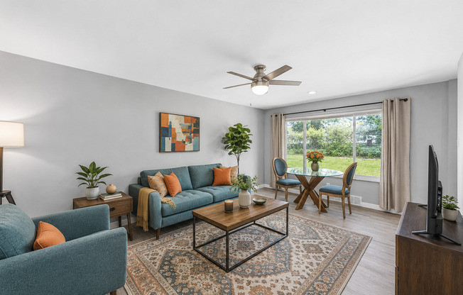 1 bed, 1 bath, 700 sqft, $895, Unit 1B