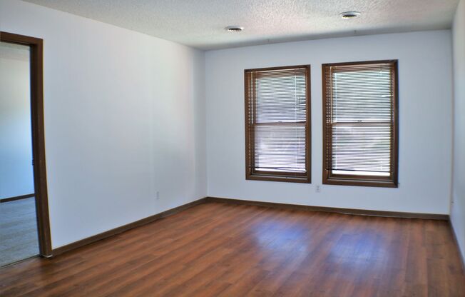 2 beds, 2 baths, 750 sqft, $1,195, Unit #04