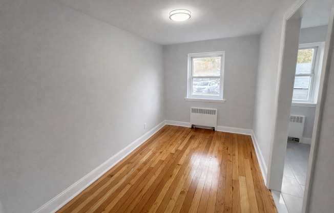 1 bed, 1 bath, 600 sqft, $1,875, Unit B-13