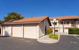 Beautiful 2 bed 2 bath in Carlsbad!