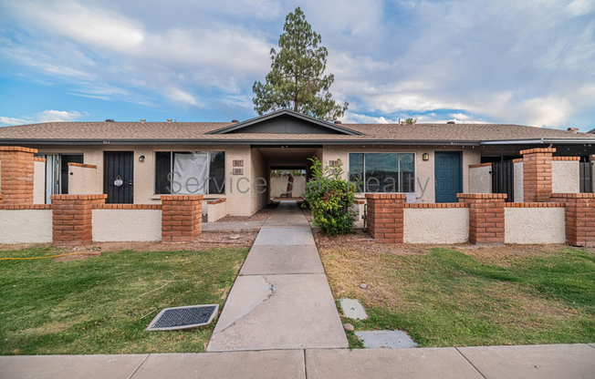 909 W Malibu Dr