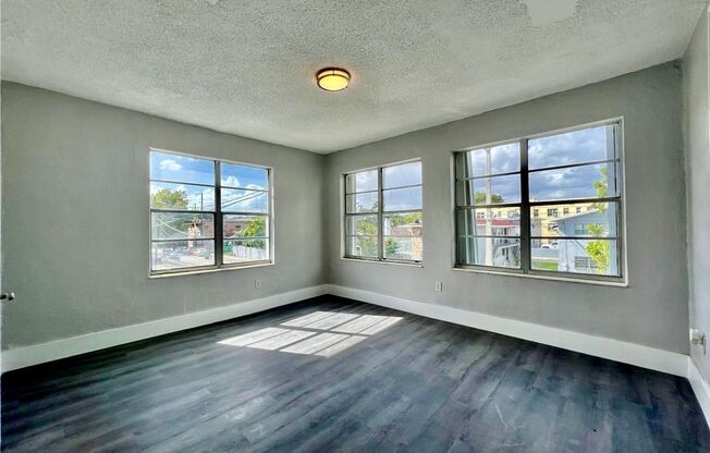 Remodeled 2 bed 1 bath in the heart of Little Havana!