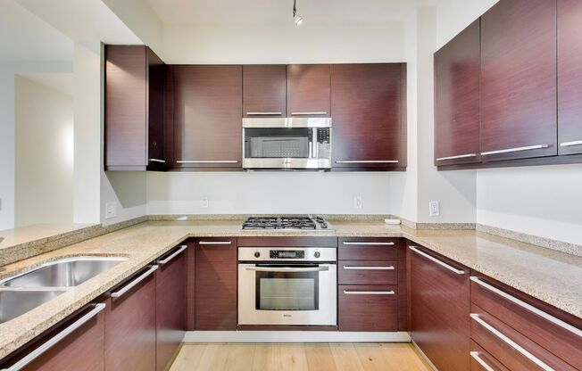 2 beds, 2 baths, $6,995